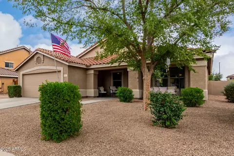 Exterior - 3587 E Trigger Way, Gilbert, AZ 85297 photo 2 of 9
