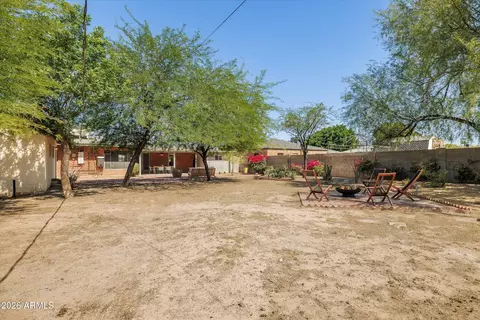 Exterior - 4138 N 18th Ave, Phoenix, AZ 85015 photo 6 of 6