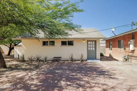 Exterior - 4138 N 18th Ave, Phoenix, AZ 85015 photo 5 of 6