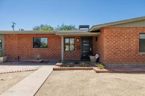 Exterior - 4138 N 18th Ave, Phoenix, AZ 85015 photo 2 of 6