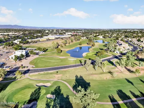 View/Area - 954 E Devon Dr, Gilbert, AZ 85296 photo 6 of 10