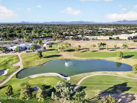 View/Area - 954 E Devon Dr, Gilbert, AZ 85296 photo 10 of 10