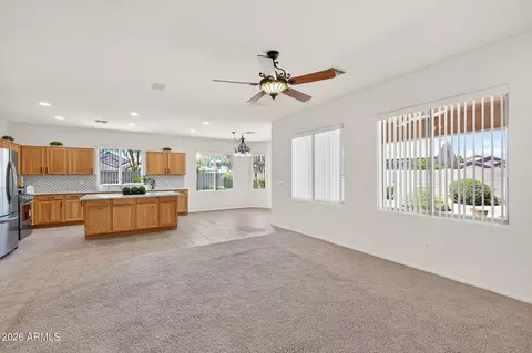 Living - 954 E Devon Dr, Gilbert, AZ 85296 photo 1 of 3