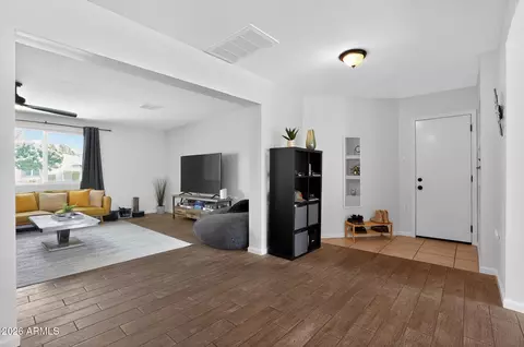 Entry Way - 1749 E Medlock Dr, Phoenix, AZ 85016 photo 1 of 1