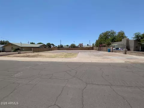 4009 W Orange Dr #36, Phoenix, AZ 85019