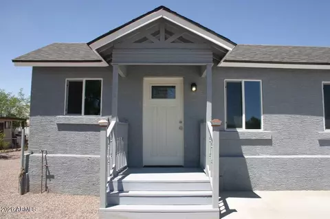 Exterior - 2732 E Roeser Rd, Phoenix, AZ 85040 photo 2 of 6