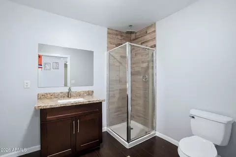 Bath - 2732 E Roeser Rd, Phoenix, AZ 85040 photo 1 of 2
