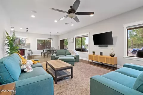 Living - 9638 E Lompoc Ave, Mesa, AZ 85209 photo 2 of 5