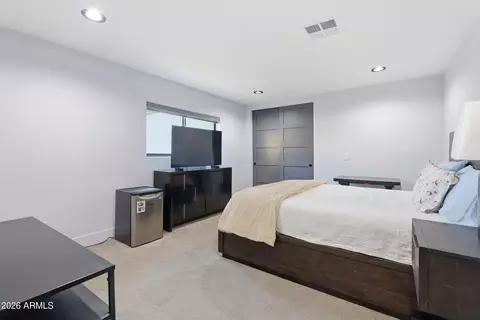 Bedroom - 4417 E Mountain View Rd, Phoenix, AZ 85028 photo 4 of 4
