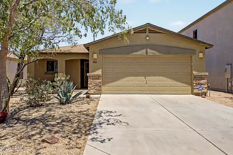 1946 E Silversmith Trl, San Tan Valley, AZ 85143