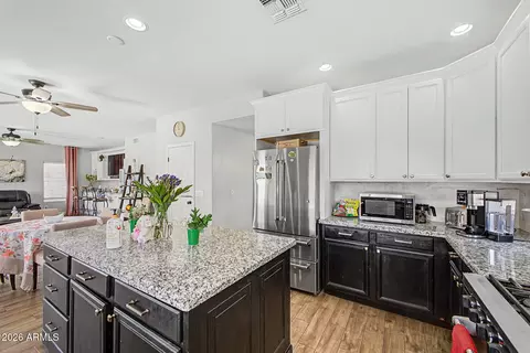 Kitchen - 3455 E Mayberry Ct, Gilbert, AZ 85297 photo 2 of 2
