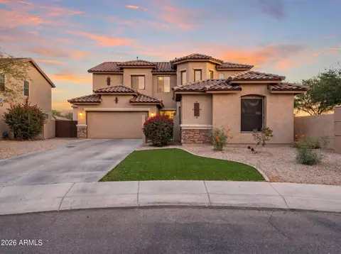 82 W Raven Dr, Chandler, AZ 85286