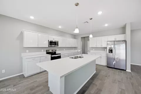Kitchen - 9648 E Boise St, Mesa, AZ 85207 photo 2 of 3