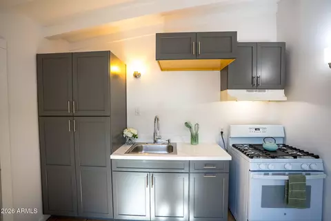 Kitchen - 1630 E Adams St, Phoenix, AZ 85034 photo 2 of 3