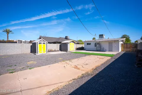 Exterior - 1630 E Adams St, Phoenix, AZ 85034 photo 1 of 6