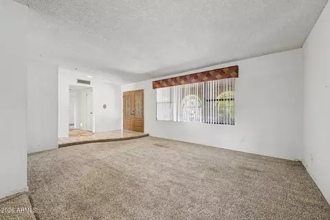 Living - 2403 E Del Rio Dr, Tempe, AZ 85282 photo 5 of 12