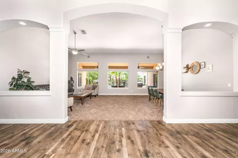Entry Way - 370 S Equestrian Ct, Gilbert, AZ 85296 photo 3 of 5