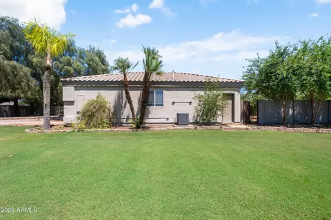 Exterior - 370 S Equestrian Ct, Gilbert, AZ 85296 photo 45 of 50