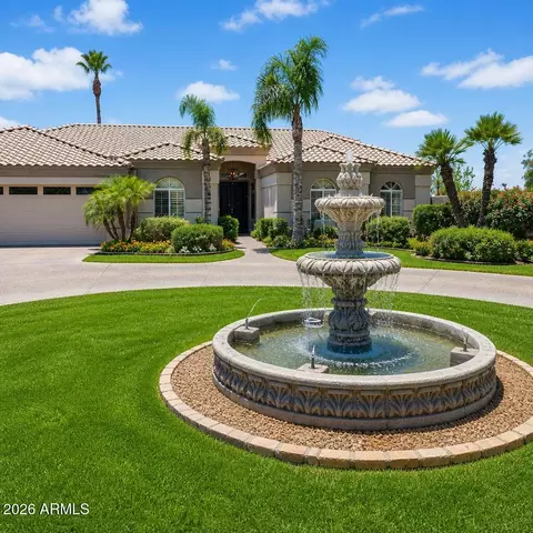 Exterior - 370 S Equestrian Ct, Gilbert, AZ 85296 photo 3 of 50