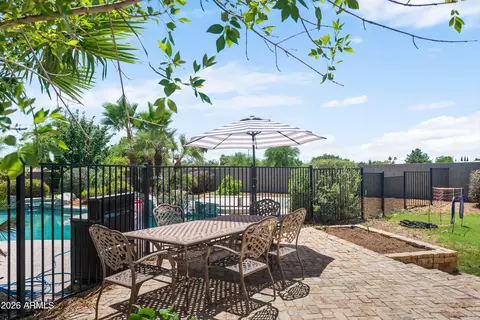 Exterior - 370 S Equestrian Ct, Gilbert, AZ 85296 photo 21 of 50