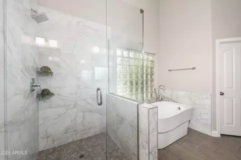 Bath - 370 S Equestrian Ct, Gilbert, AZ 85296 photo 4 of 7