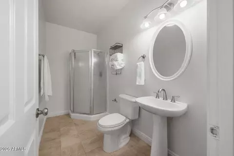 Bath - 370 S Equestrian Ct, Gilbert, AZ 85296 photo 7 of 7