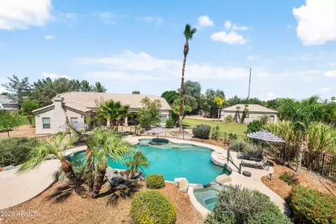 Exterior - 370 S Equestrian Ct, Gilbert, AZ 85296 photo 19 of 50