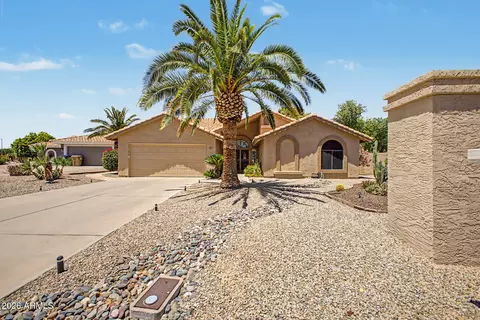 9146 W Oraibi Dr, Peoria, AZ 85382