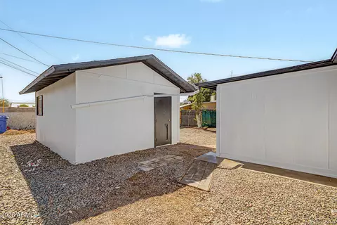 Exterior - 4123 N 30th Dr, Phoenix, AZ 85017 photo 6 of 10