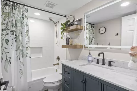 Bath - 6042 E Nance St, Mesa, AZ 85215 photo 1 of 2