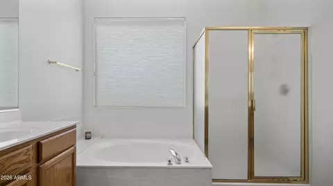 Bath - 4753 E Jude Ct, Gilbert, AZ 85298 photo 3 of 5