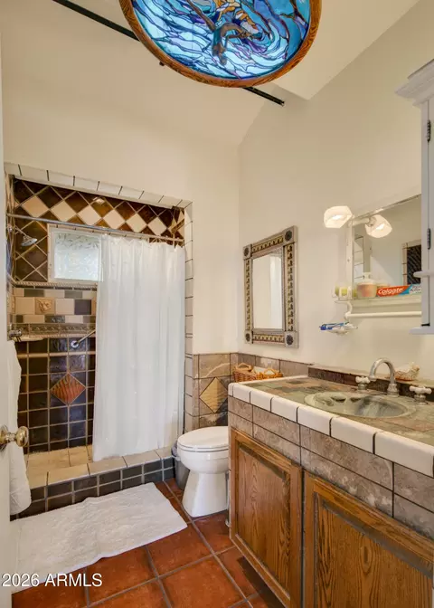 Bath - 345 E Dundee Ave, Jerome, AZ 86331 photo 1 of 1