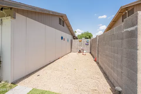 Exterior - 2520 E Libby St, Phoenix, AZ 85032 photo 12 of 12