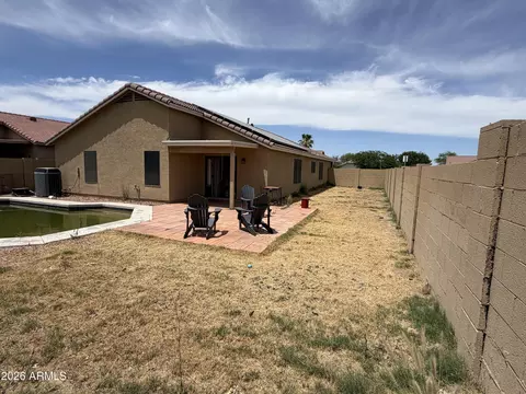 Exterior - 1117 E Gwen St, Phoenix, AZ 85042 photo 2 of 9