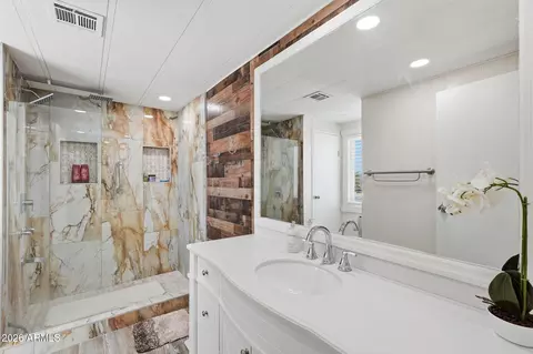 1621 E Villa Rita Dr, Phoenix, AZ 85022 photo 7