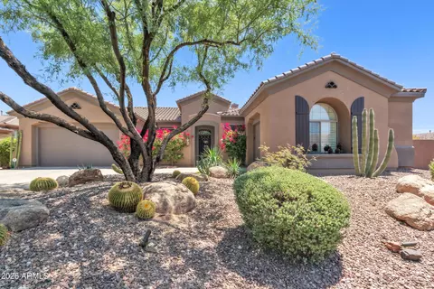 40319 N Hawk Ridge Trl, Phoenix, AZ 85086