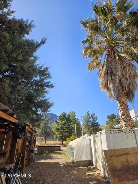 Exterior - 4510 E Wickersham Rd, Hereford, AZ 85615 photo 6 of 22