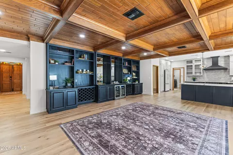Living - 230 W Morten Ave, Phoenix, AZ 85021 photo 4 of 11