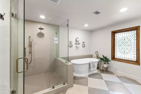 Bath - 230 W Morten Ave, Phoenix, AZ 85021 photo 5 of 12