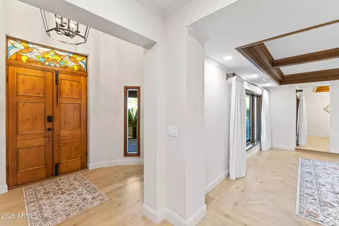 Entry Way - 230 W Morten Ave, Phoenix, AZ 85021 photo 2 of 7