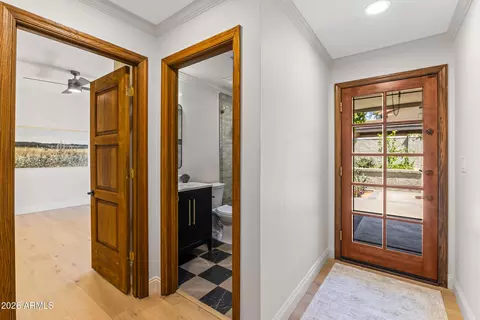 Entry Way - 230 W Morten Ave, Phoenix, AZ 85021 photo 7 of 7