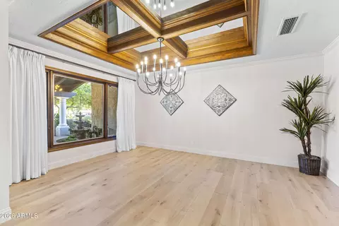 Dining - 230 W Morten Ave, Phoenix, AZ 85021 photo 1 of 2