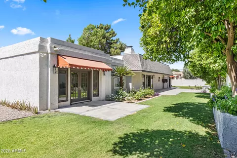 Exterior - 230 W Morten Ave, Phoenix, AZ 85021 photo 13 of 15