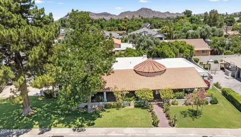 View/Area - 230 W Morten Ave, Phoenix, AZ 85021 photo 1 of 6