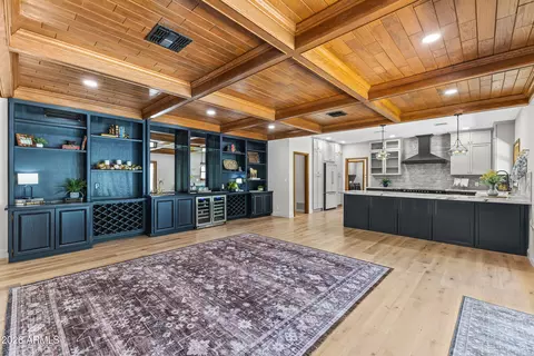 Living - 230 W Morten Ave, Phoenix, AZ 85021 photo 5 of 11