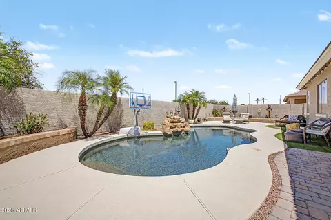Exterior - 4382 E Killarney St, Gilbert, AZ 85298 photo 7 of 17