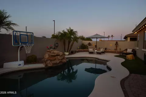 Exterior - 4382 E Killarney St, Gilbert, AZ 85298 photo 13 of 17