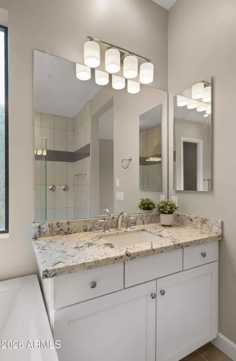 Bath - 3882 E Andalusia Ave, Gilbert, AZ 85298 photo 8 of 8