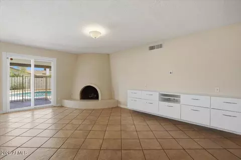 Living - 1830 E Tulane Dr, Tempe, AZ 85283 photo 3 of 8