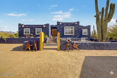 2027 E Circle Mountain Rd, New River, AZ 85087